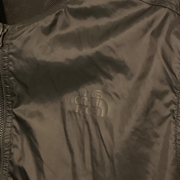 The North Face Lightweight Bomber Jacket - Picture 5 of 6